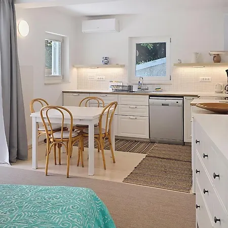 Lejlighed In Mit Terrasse By Interhome *